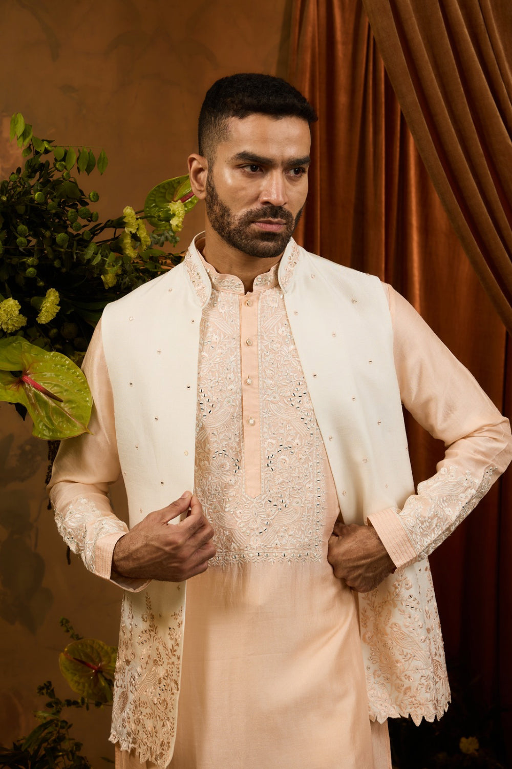 Peach & white silk koti set with thread embroidery