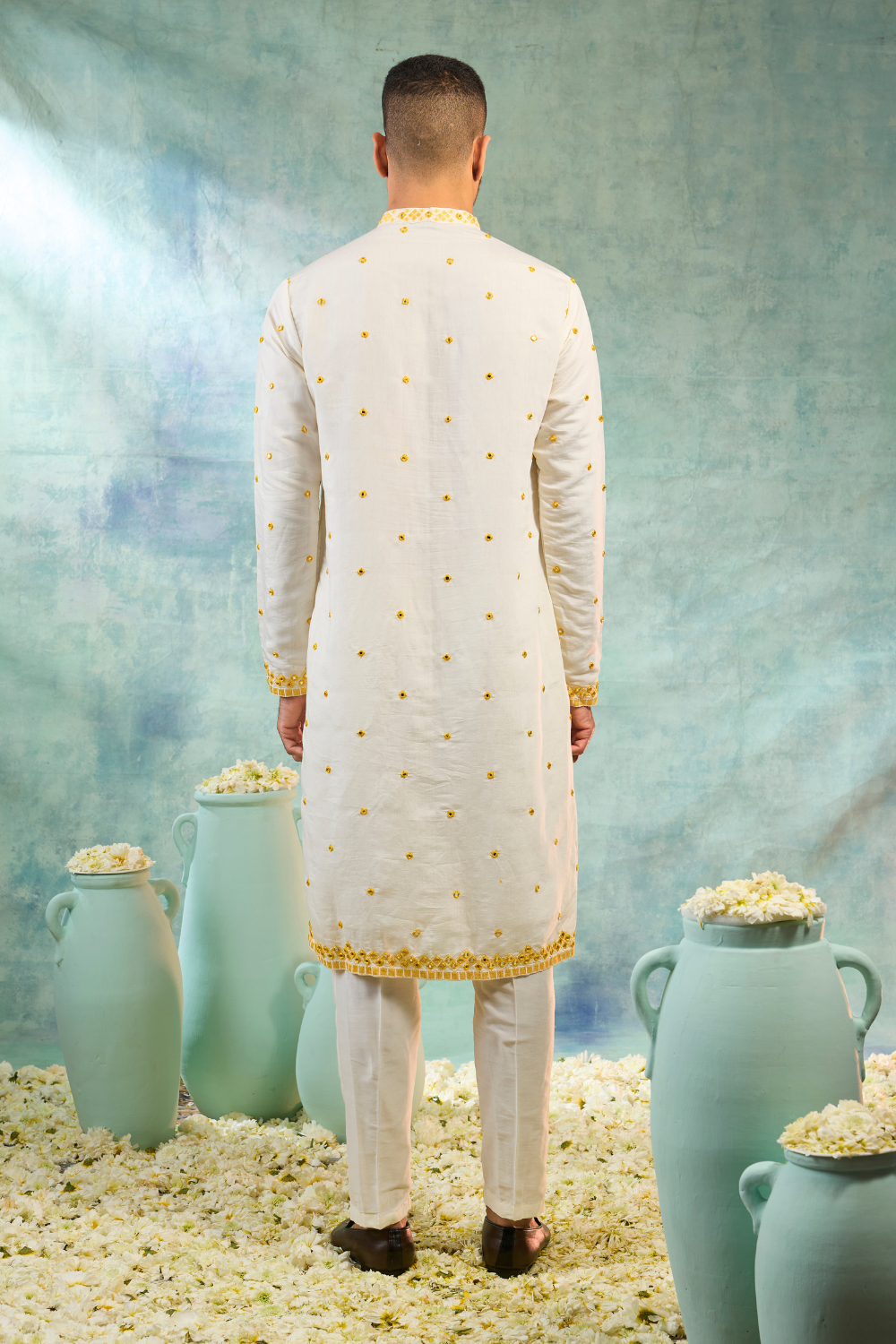 Silk koti set with thread and mirror work