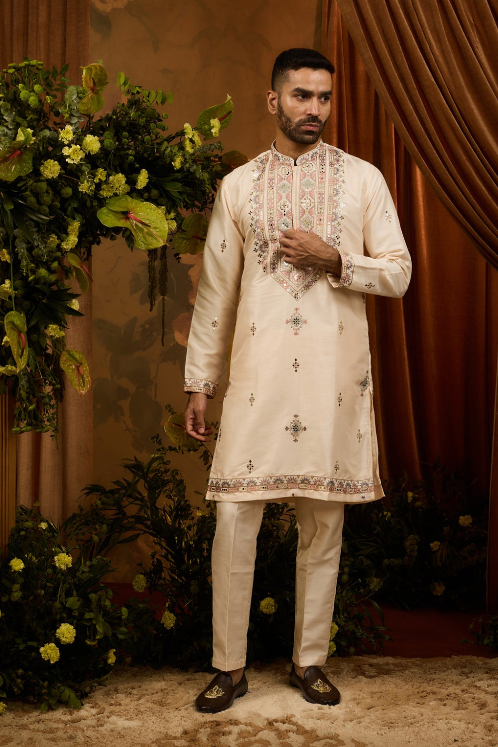 Peach silk koti set with multicolour thread embroidery