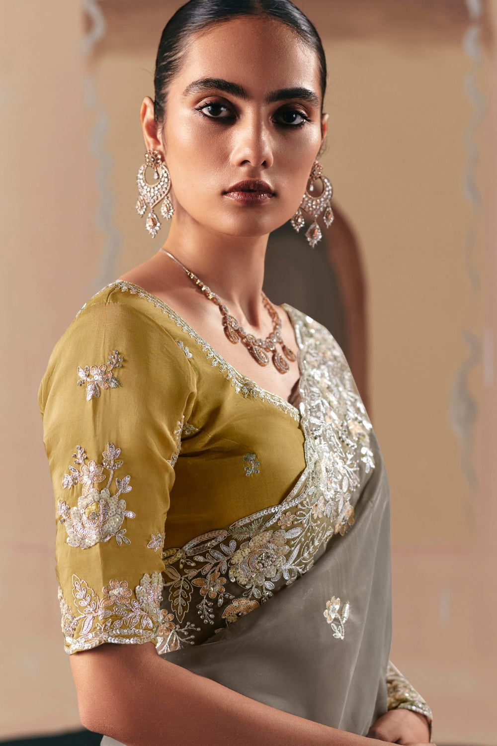 GREY ORGANZA SAREE WITH RESHAM EMBROIDERY AND SEQUINS