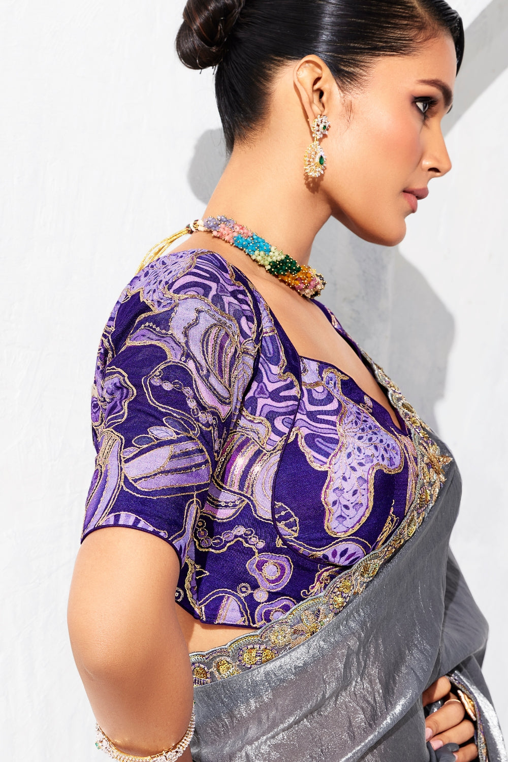 GREY SAREE WITH SEQUINS AND EMBROIDERY