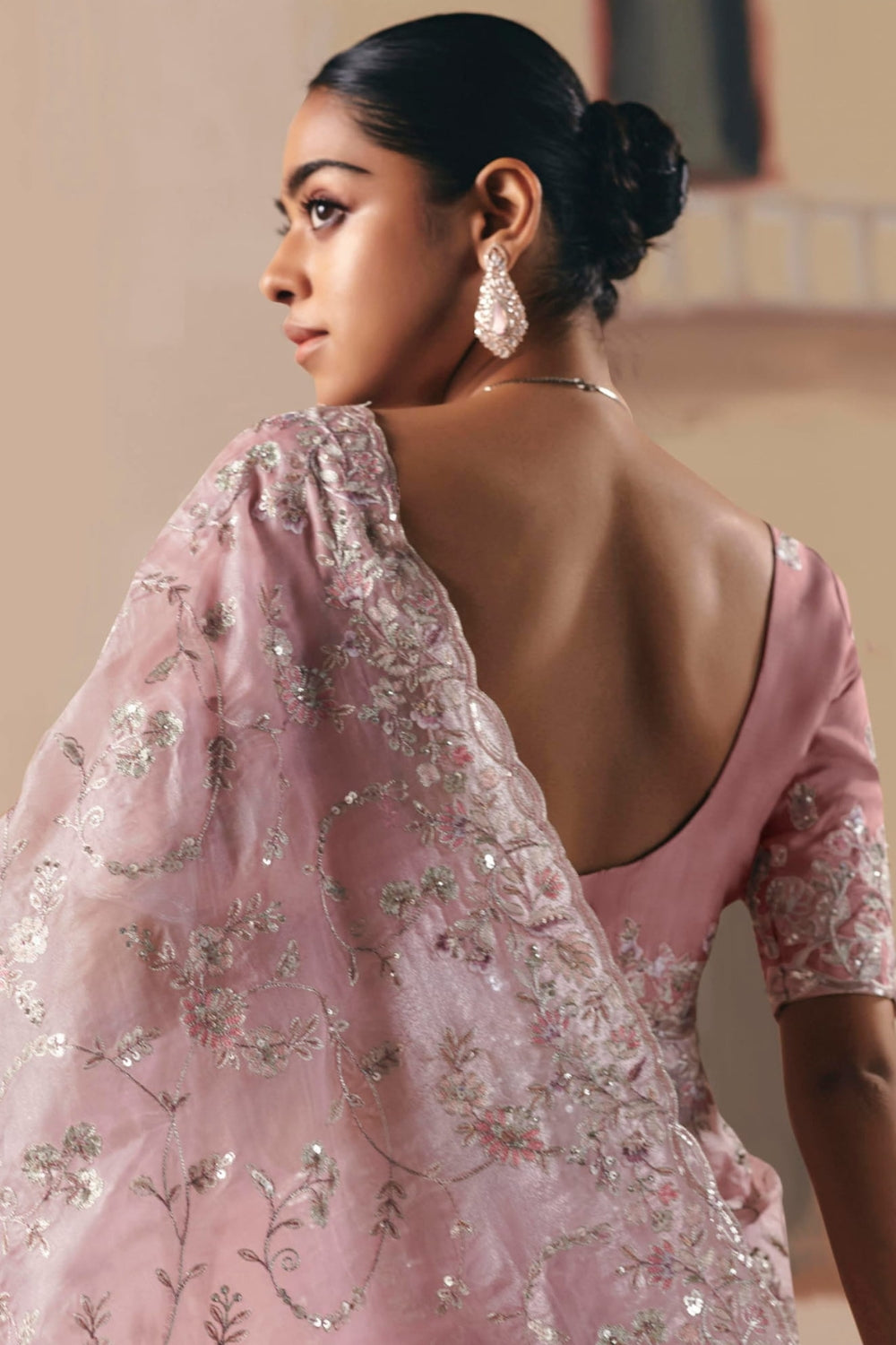 LIGHT PINK ORGANZA SAREE WITH RESHAM EMBROIDERY AND SEQUINS