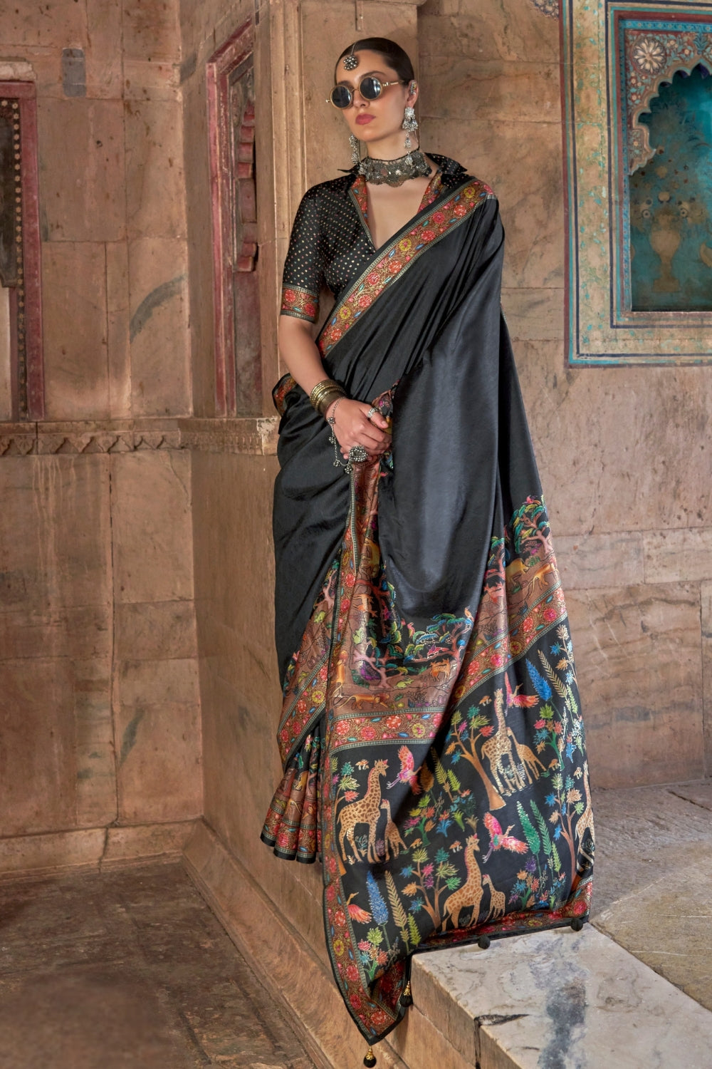 ORGANZA SAREE WITH ZARI