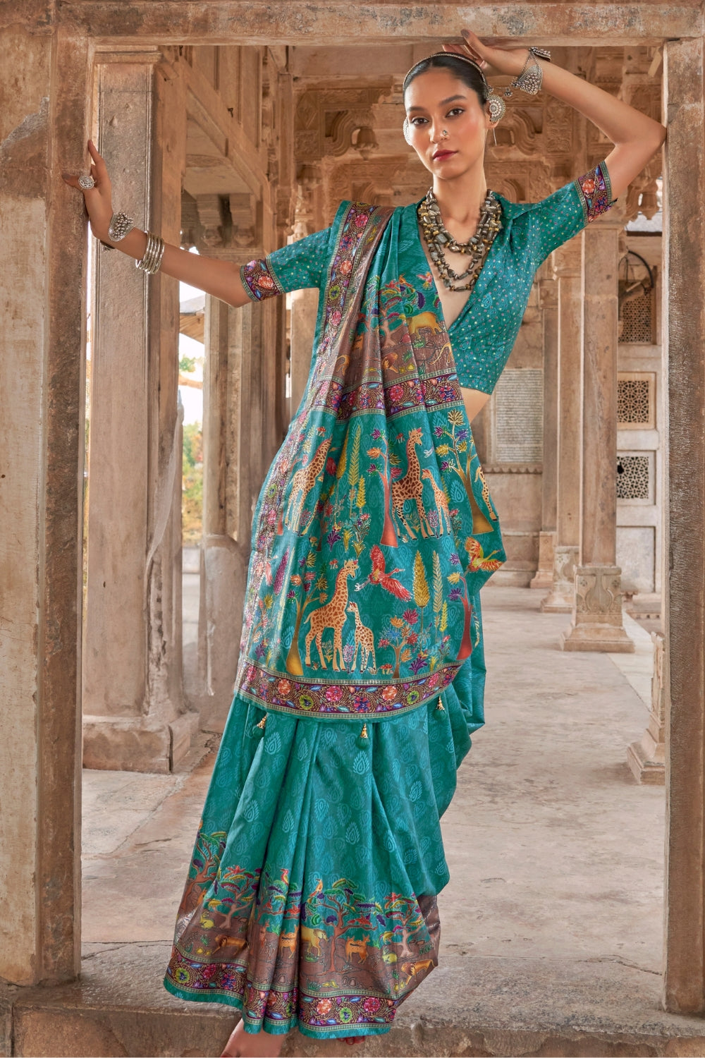 ORGANZA SAREE WITH ZARI