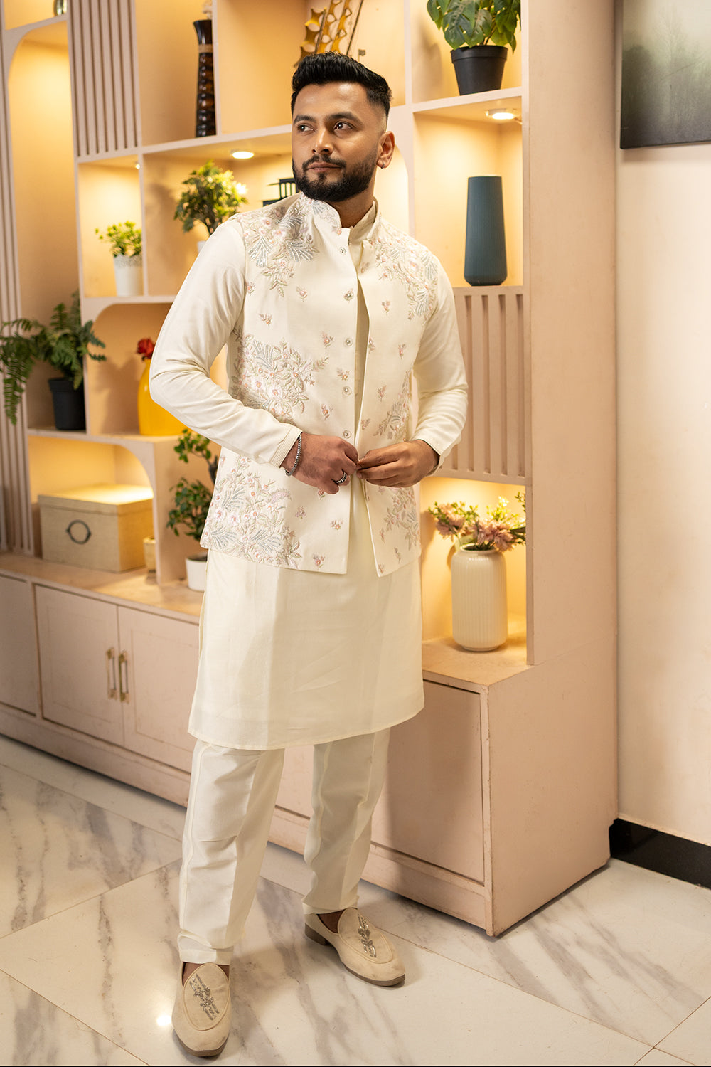 Off White Koti Set with Pastel Resham Floral Embroidery.