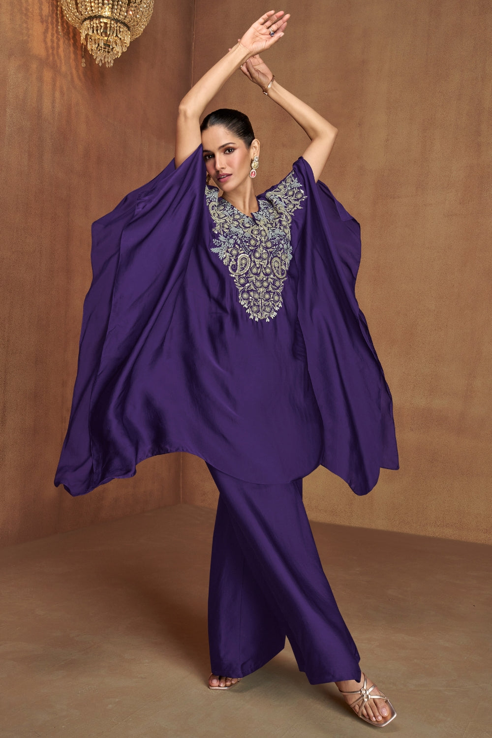 PURPLE PALAZZO SUIT WITH SEQUINS AND EMBROIDERY