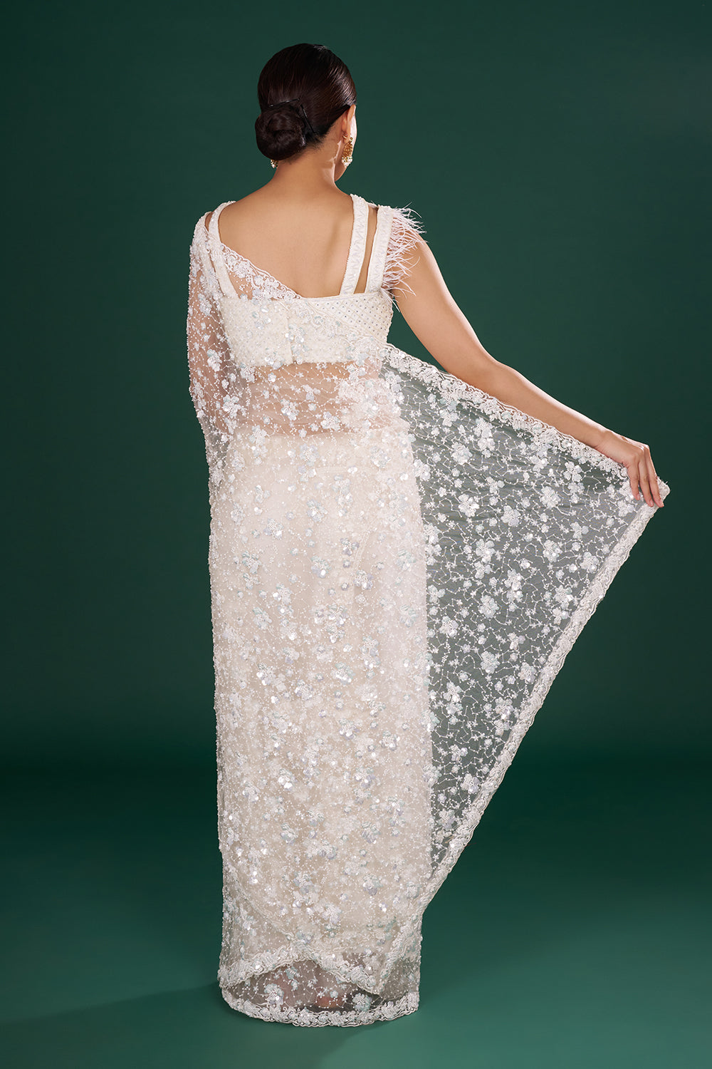 Off-White Net Saree in Floral Pattern and Unstitched Blouse