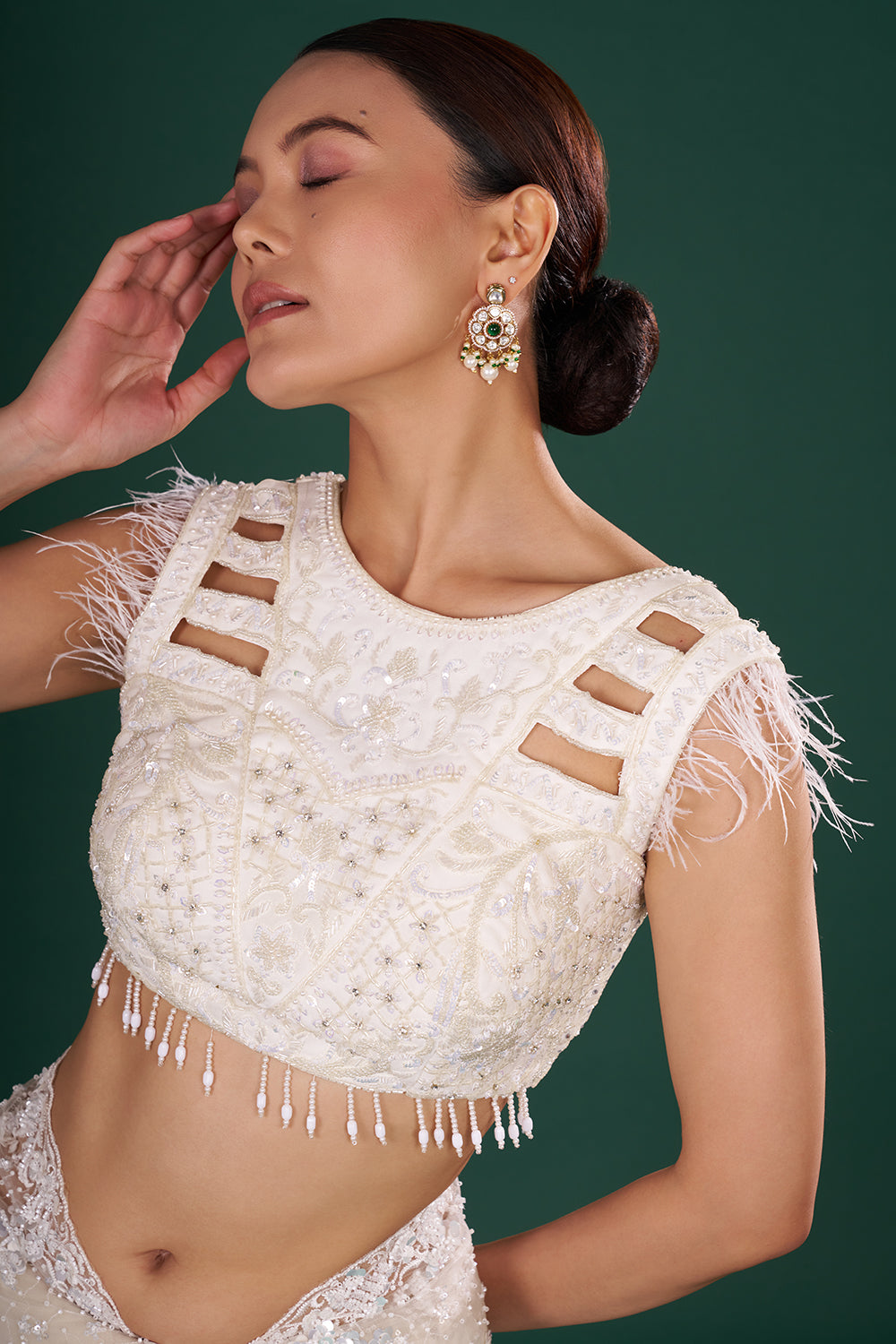 Off-White Net Saree in Floral Pattern and Unstitched Blouse