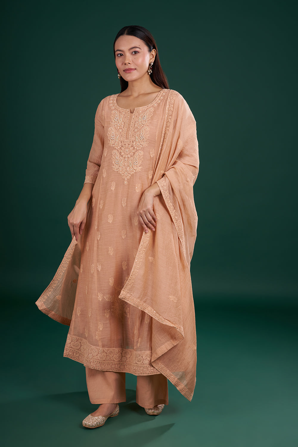 Peach Muslin Kurta Set With Thread Embroidery