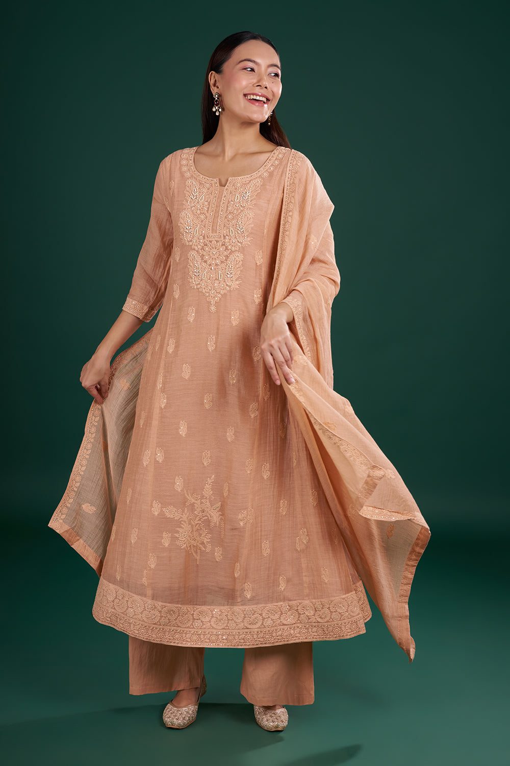 Peach Muslin Kurta Set With Thread Embroidery