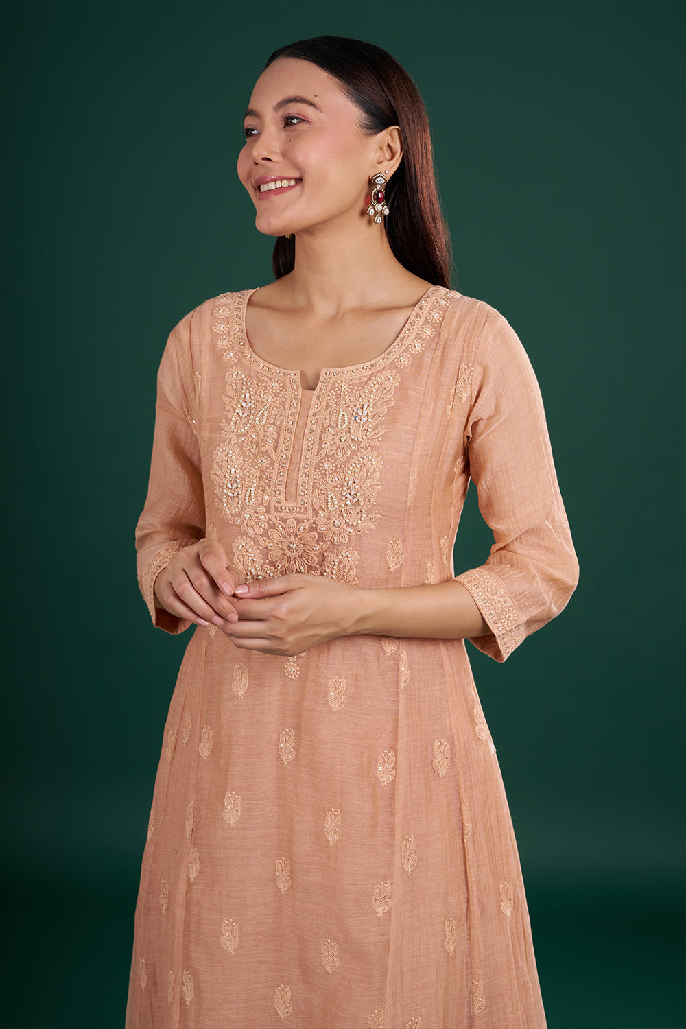Peach Muslin Kurta Set With Thread Embroidery