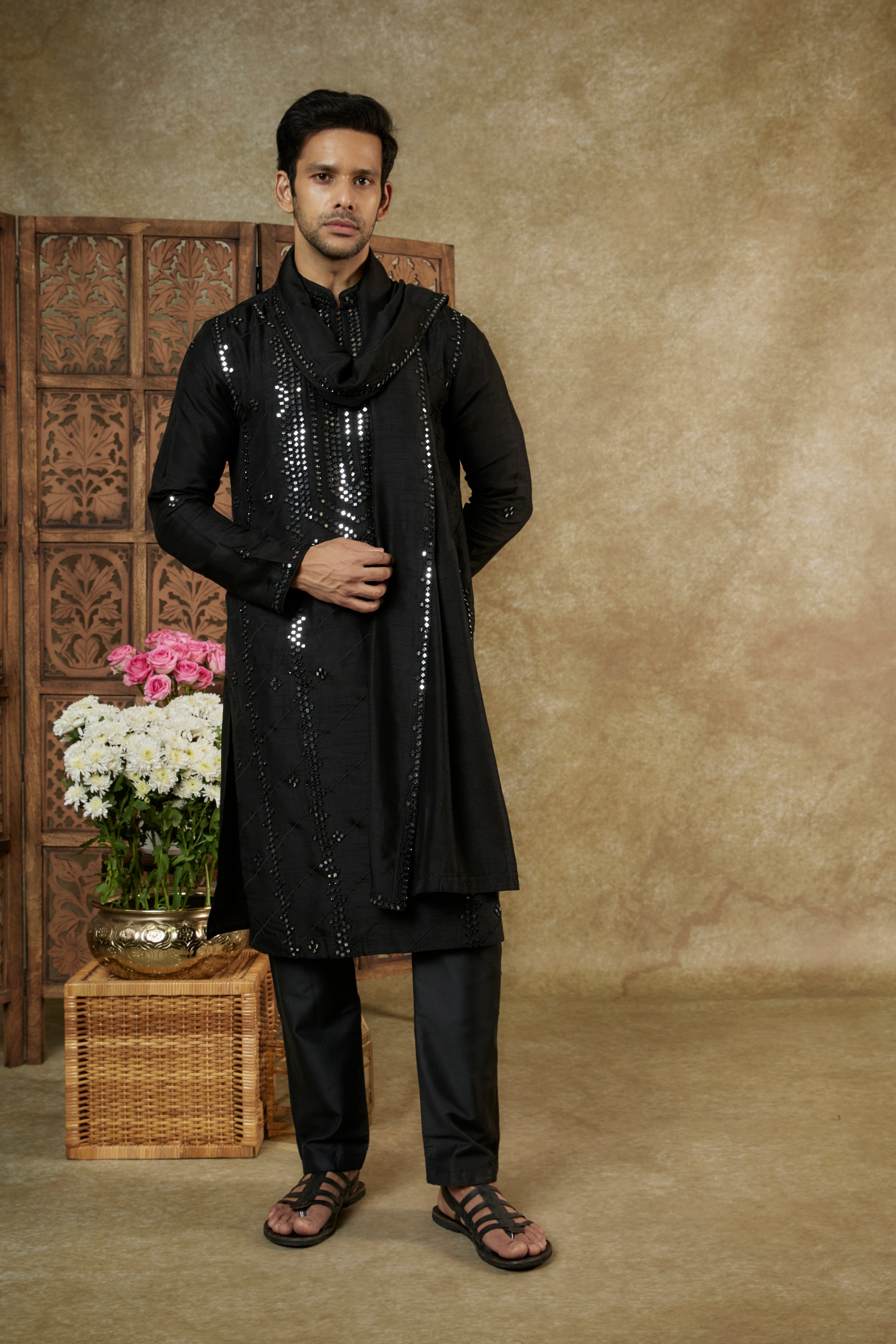 ONYX BLACK MIRROR EMBELLISHED SILK KURTA SET