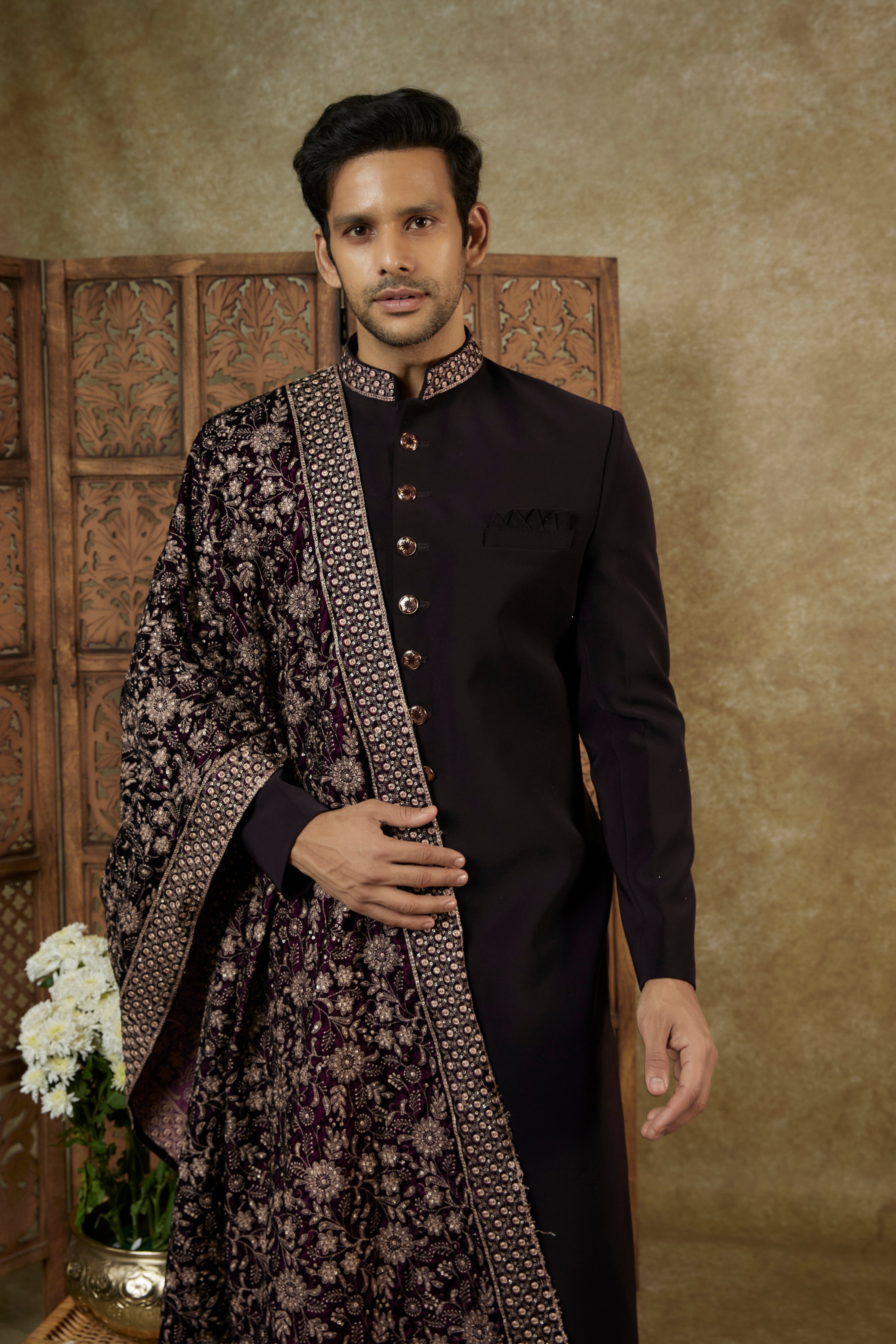 LUCKNOWI VELVET NAWABI SHERWANI SET