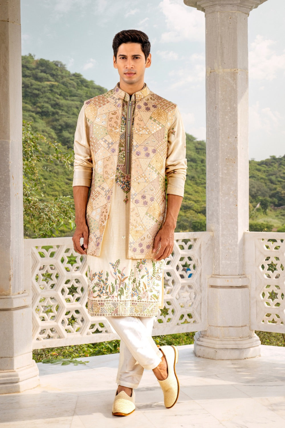 Ivory silk open koti set with thread work, golden sequin and resham work