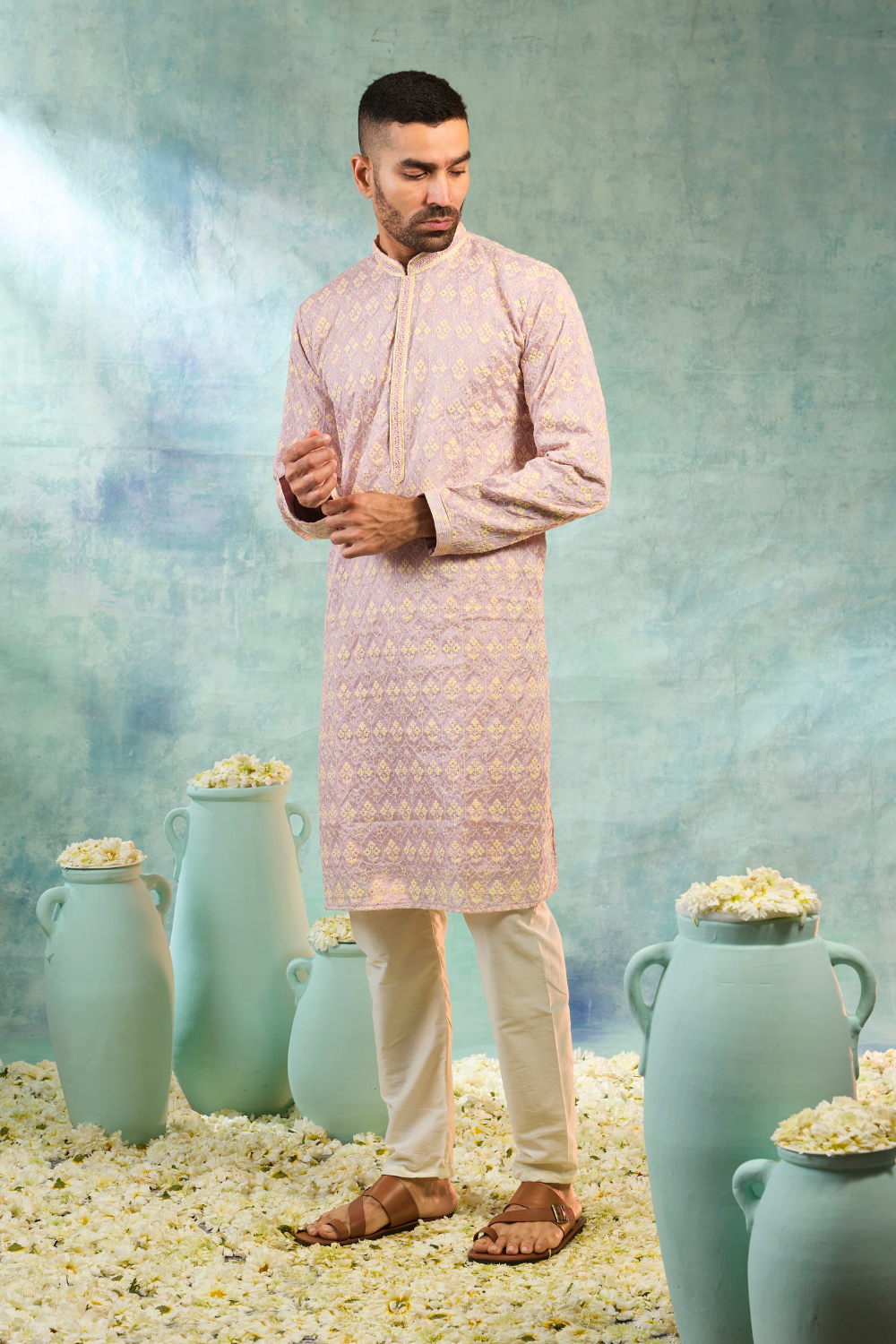 Lucknowi peach kurta set with thread and sequence work