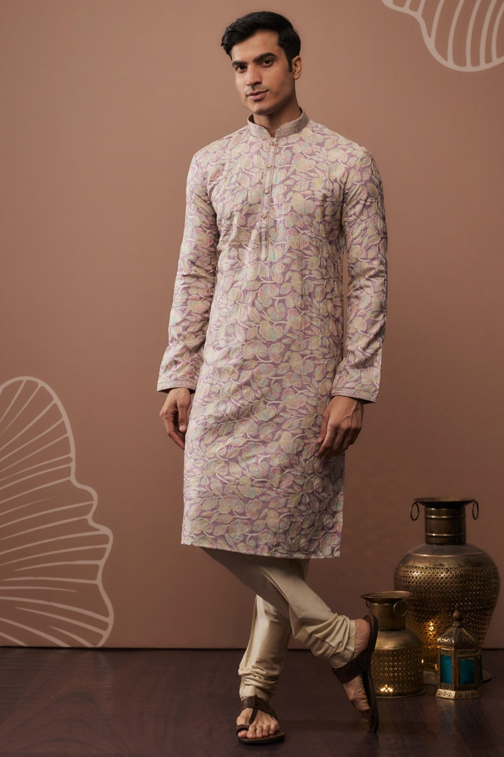 Lilac silk kurta and pajama with lavender hand and machine work