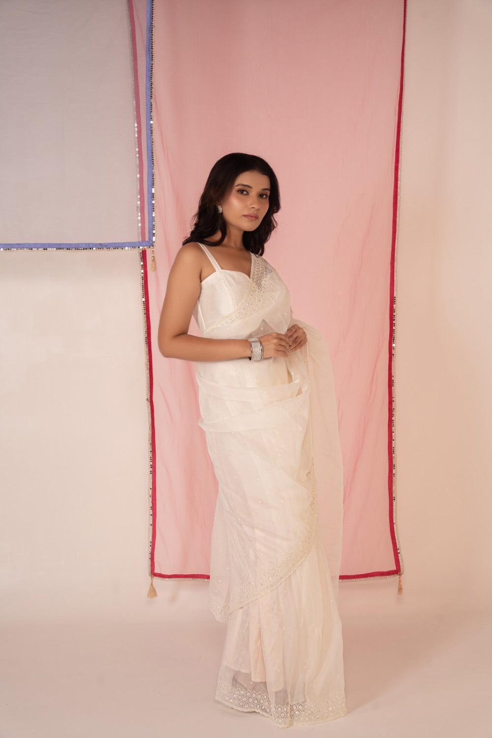 White tissue silk saree and unstitched blouse piece