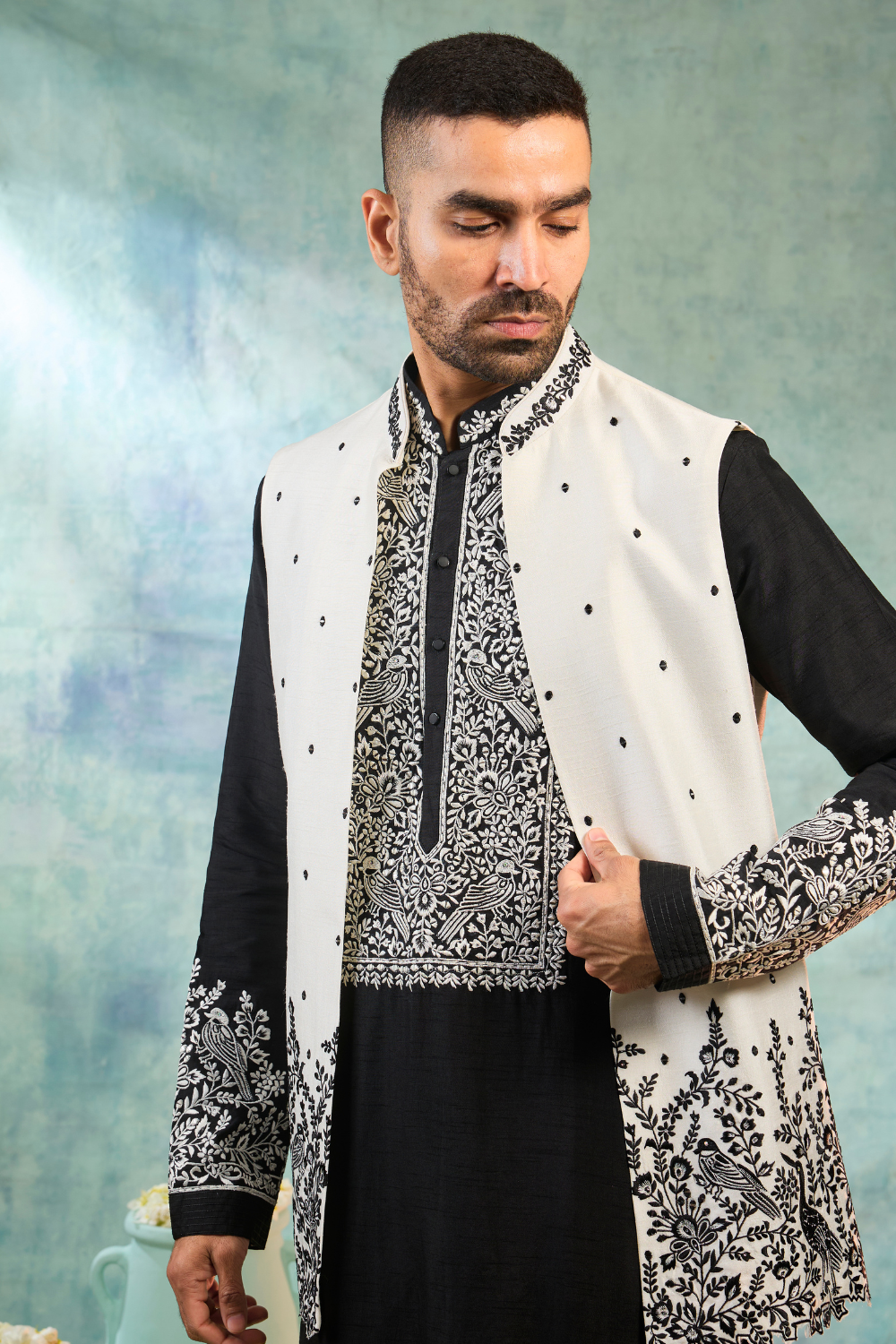 Black & white silk koti set with thread and mirror work