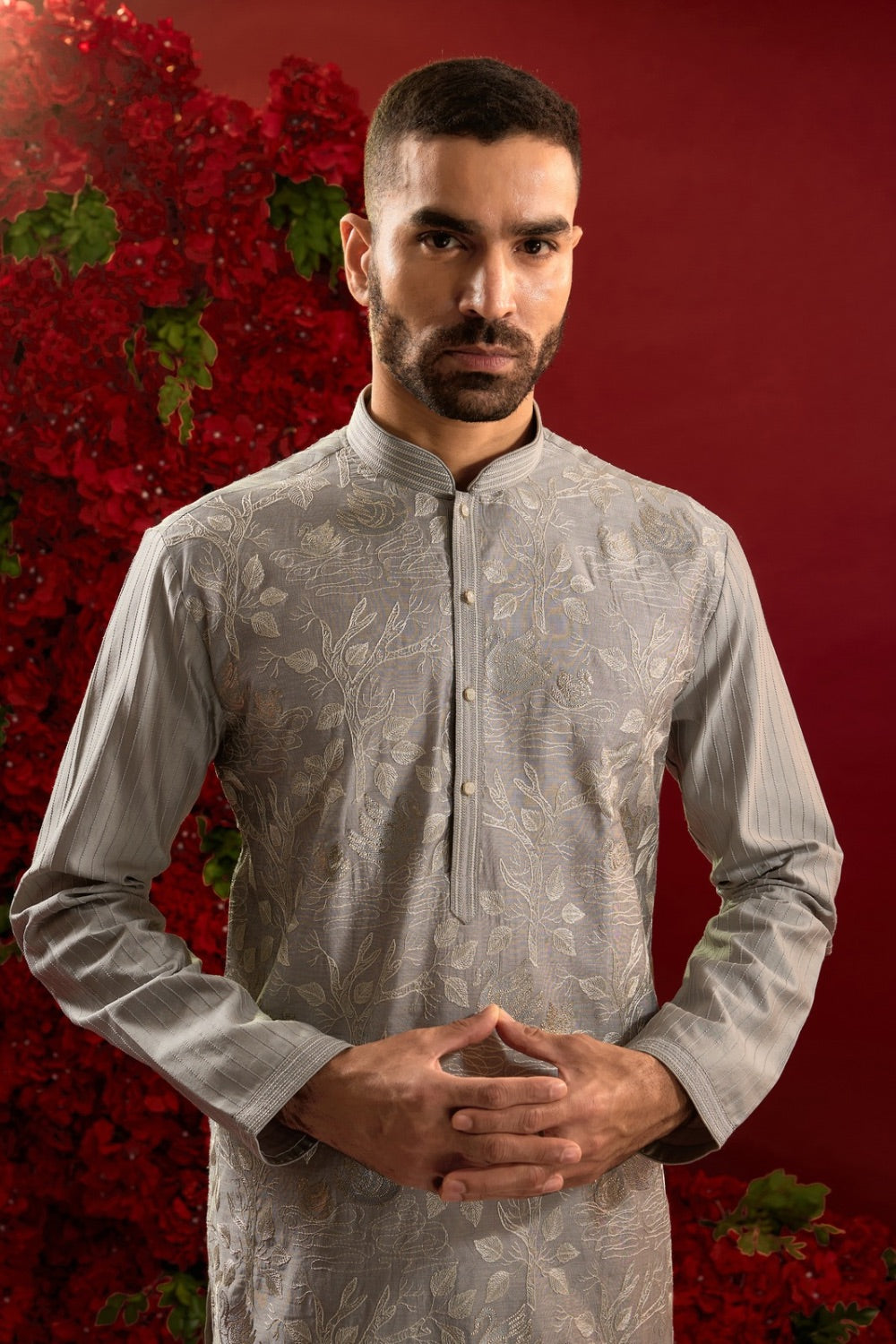 Grey silk kurta & pajama with machine work