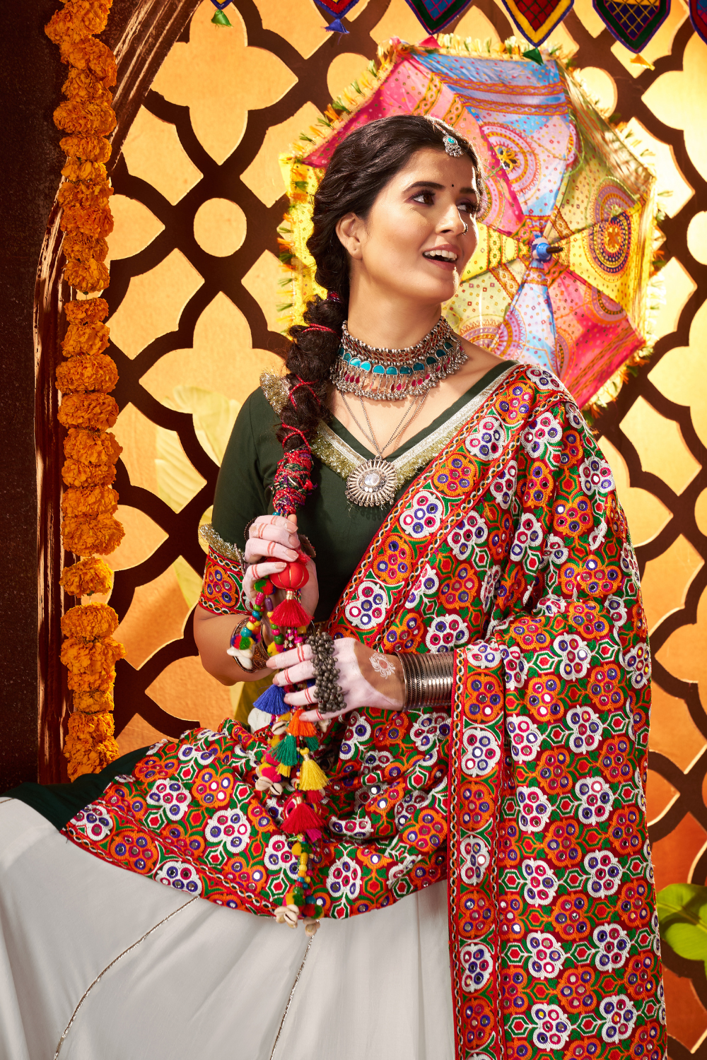 WHITE SILK THREAD AND HAND WORK NAVRATRI CHANIYA CHOLI