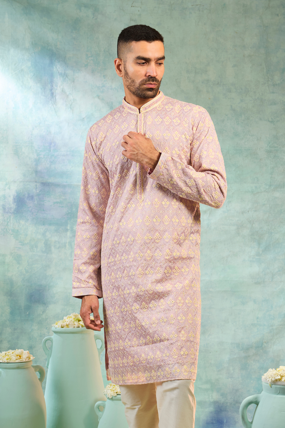 Lucknowi peach kurta set with thread and sequence work