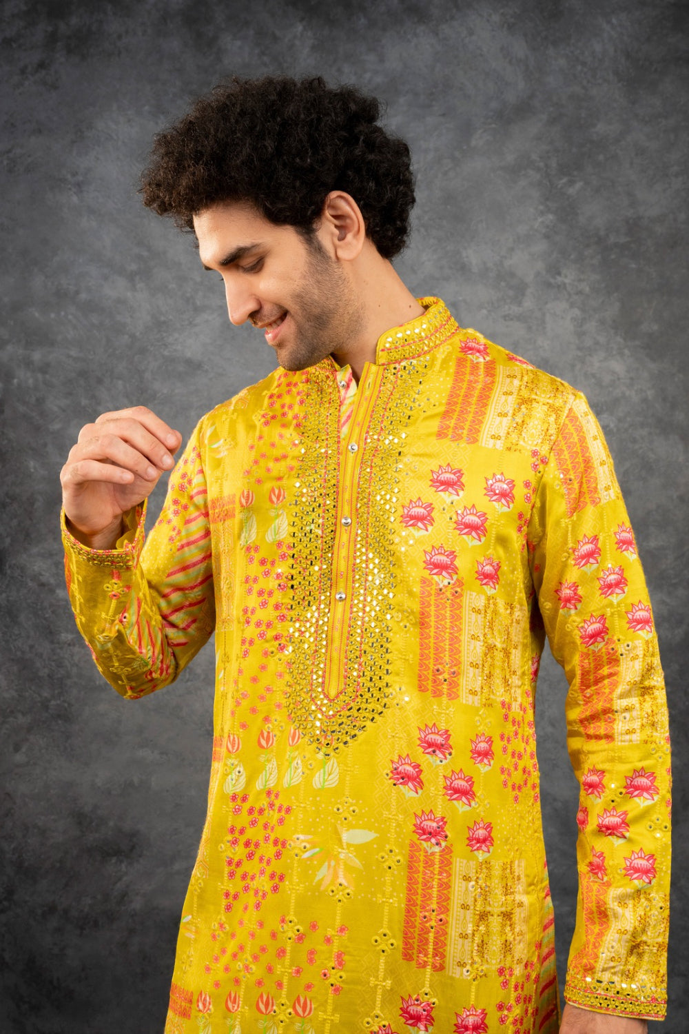 Yellow printed silk kurta set with mirror embroidery