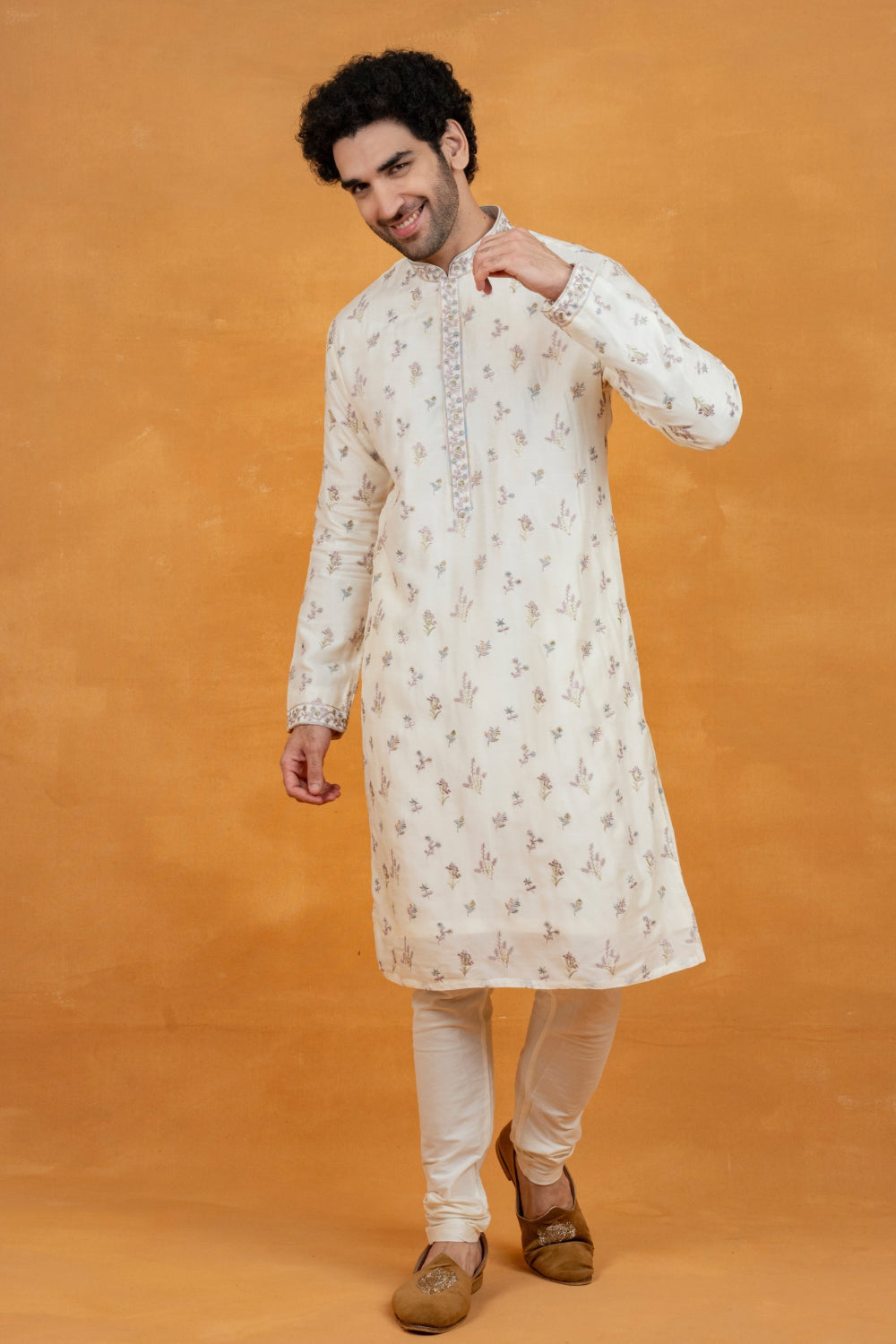 Off-White silk kurta set with resham embroidery and stone work