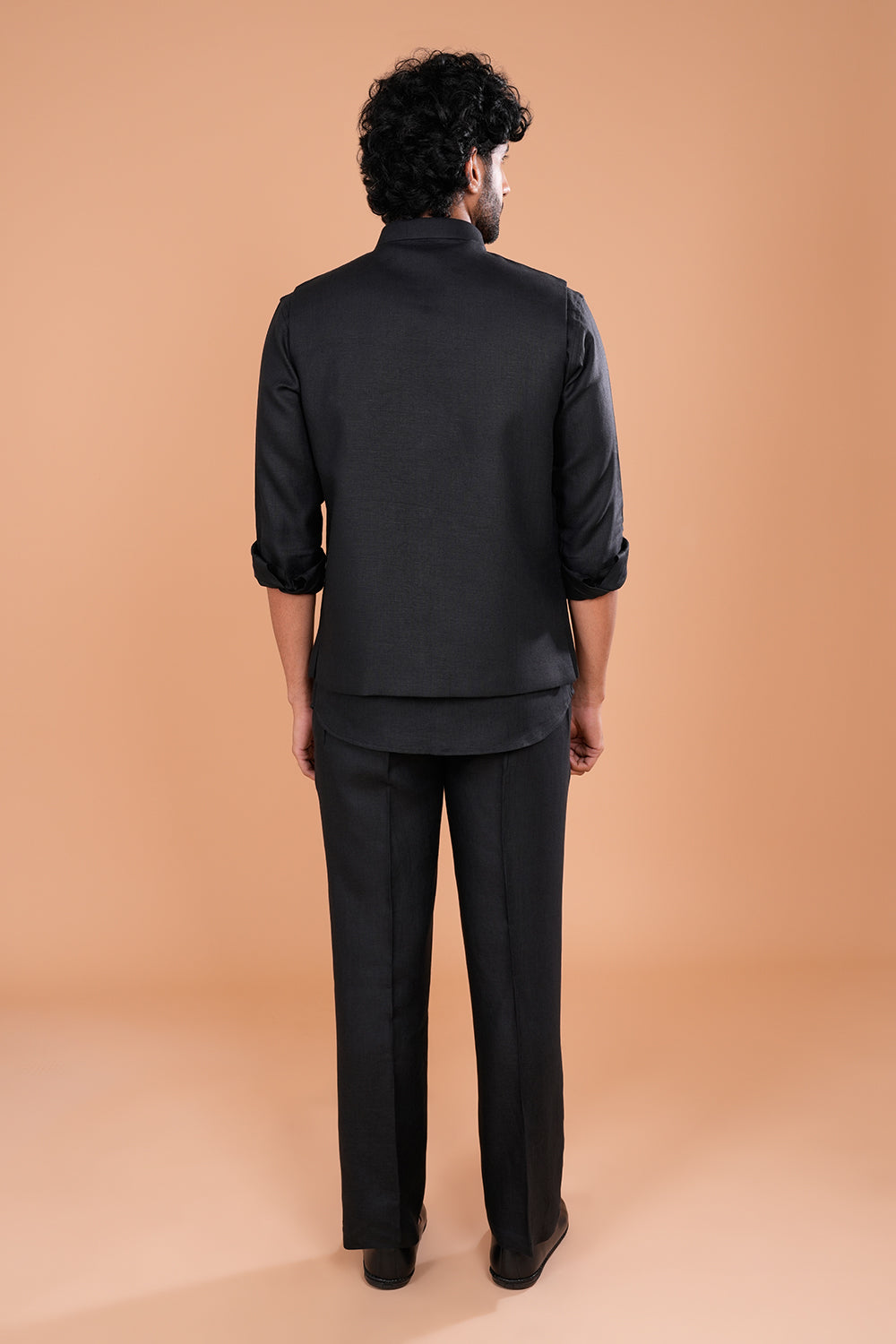 Regal Embroidered Bundi Set