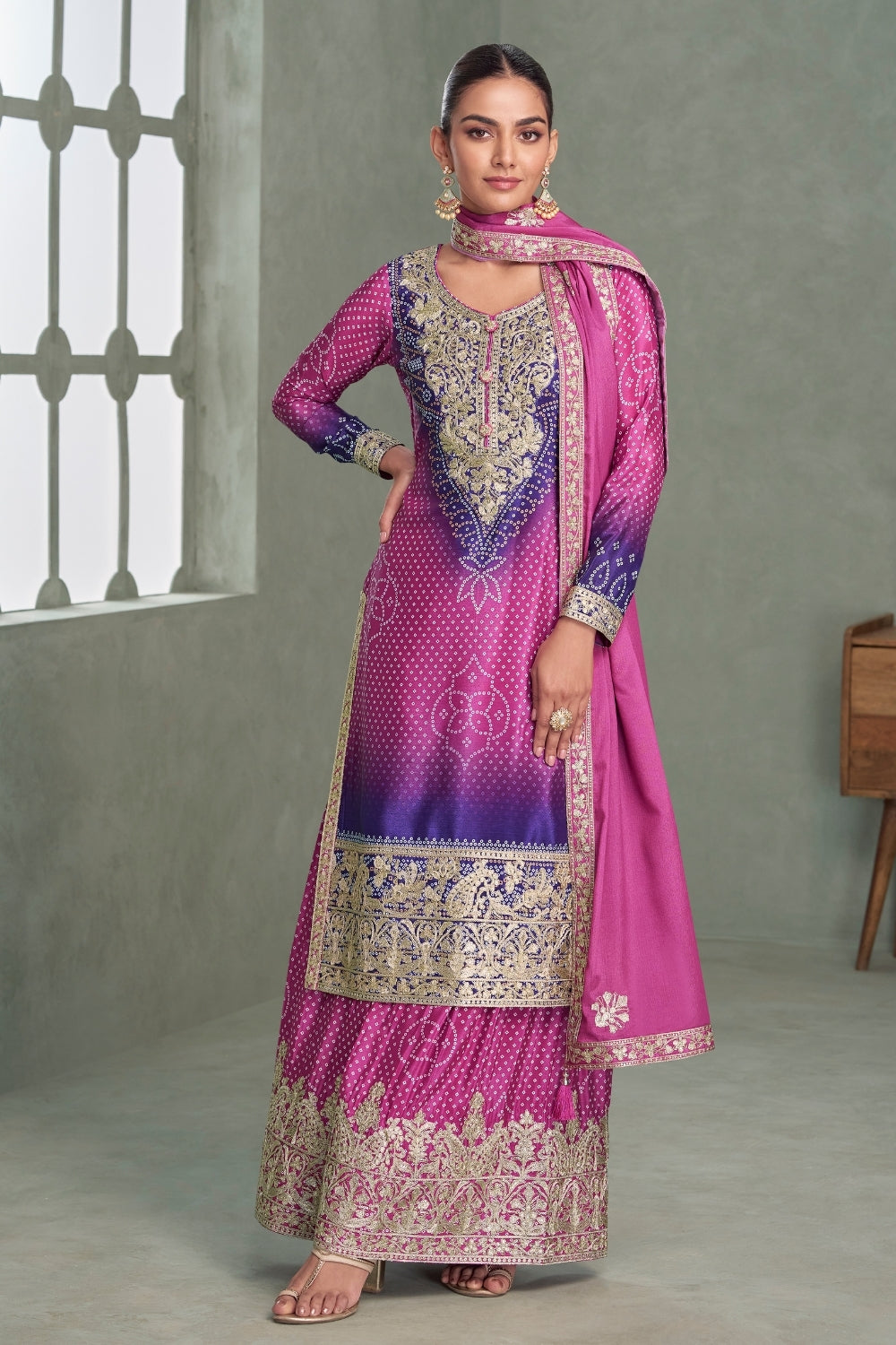 CHINON PALAZZO SUIT WITH EMBROIDERY AND SEQUINS