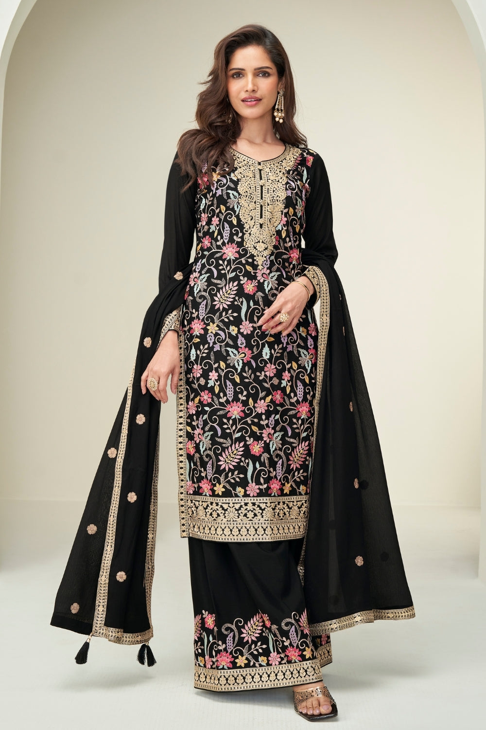 CHINON PALAZZO SUIT WITH EMBROIDERY AND SEQUINS