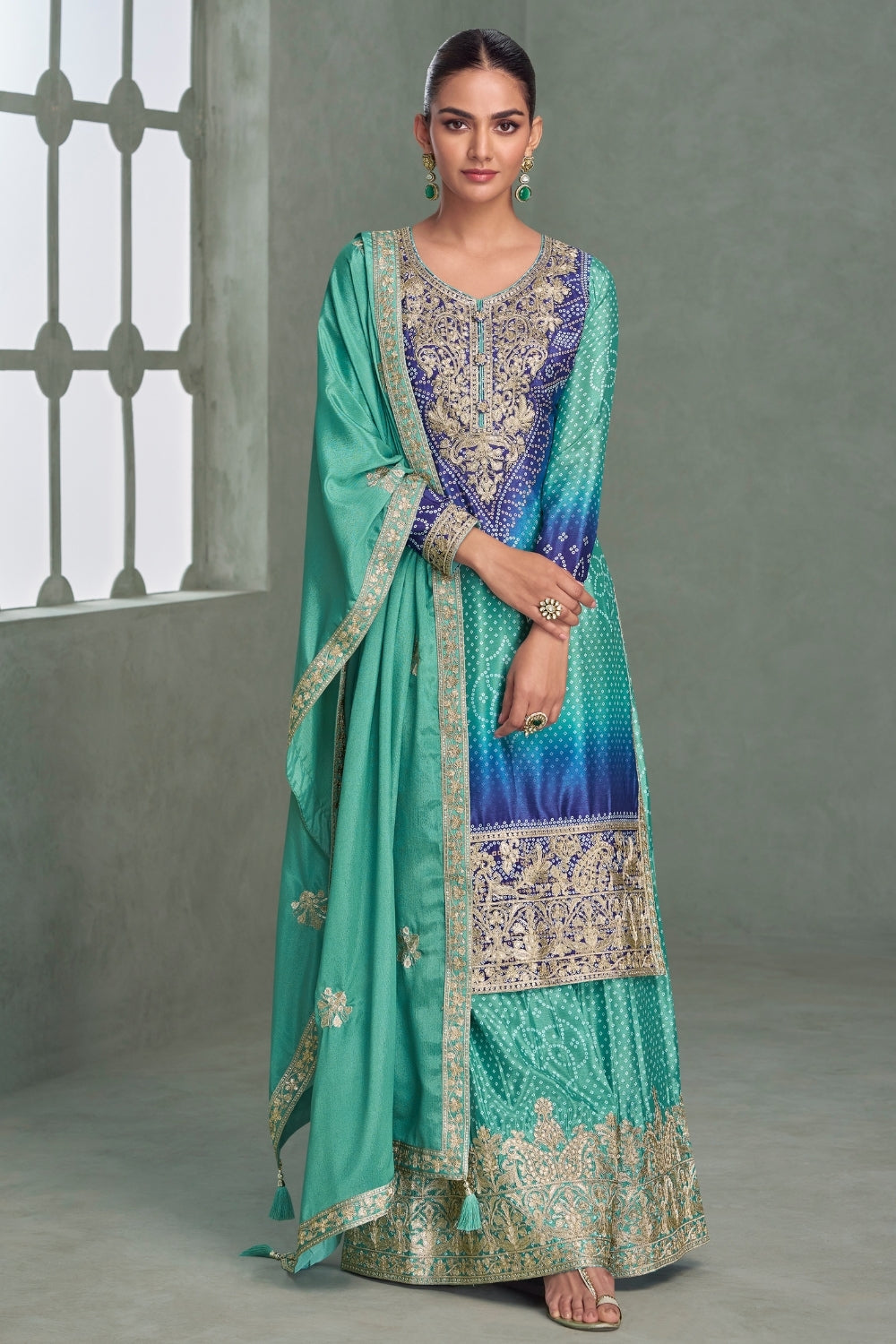 CHINON PALAZZO SUIT WITH EMBROIDERY AND SEQUINS