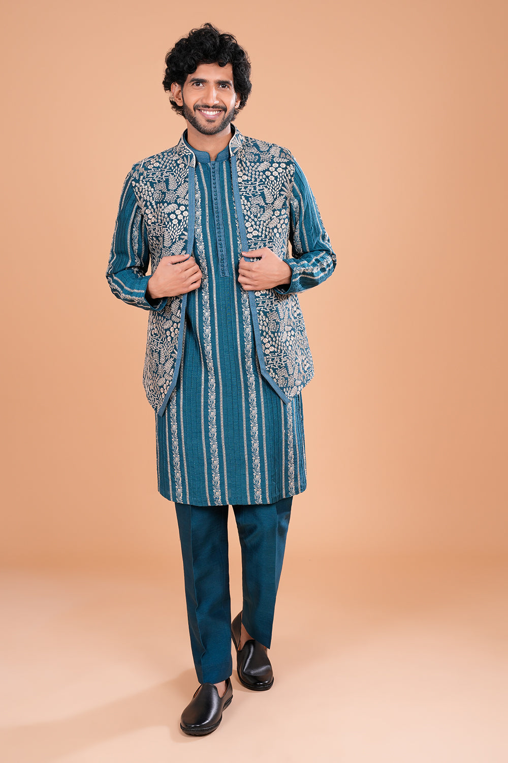 Embroidered Statement Bundi Set