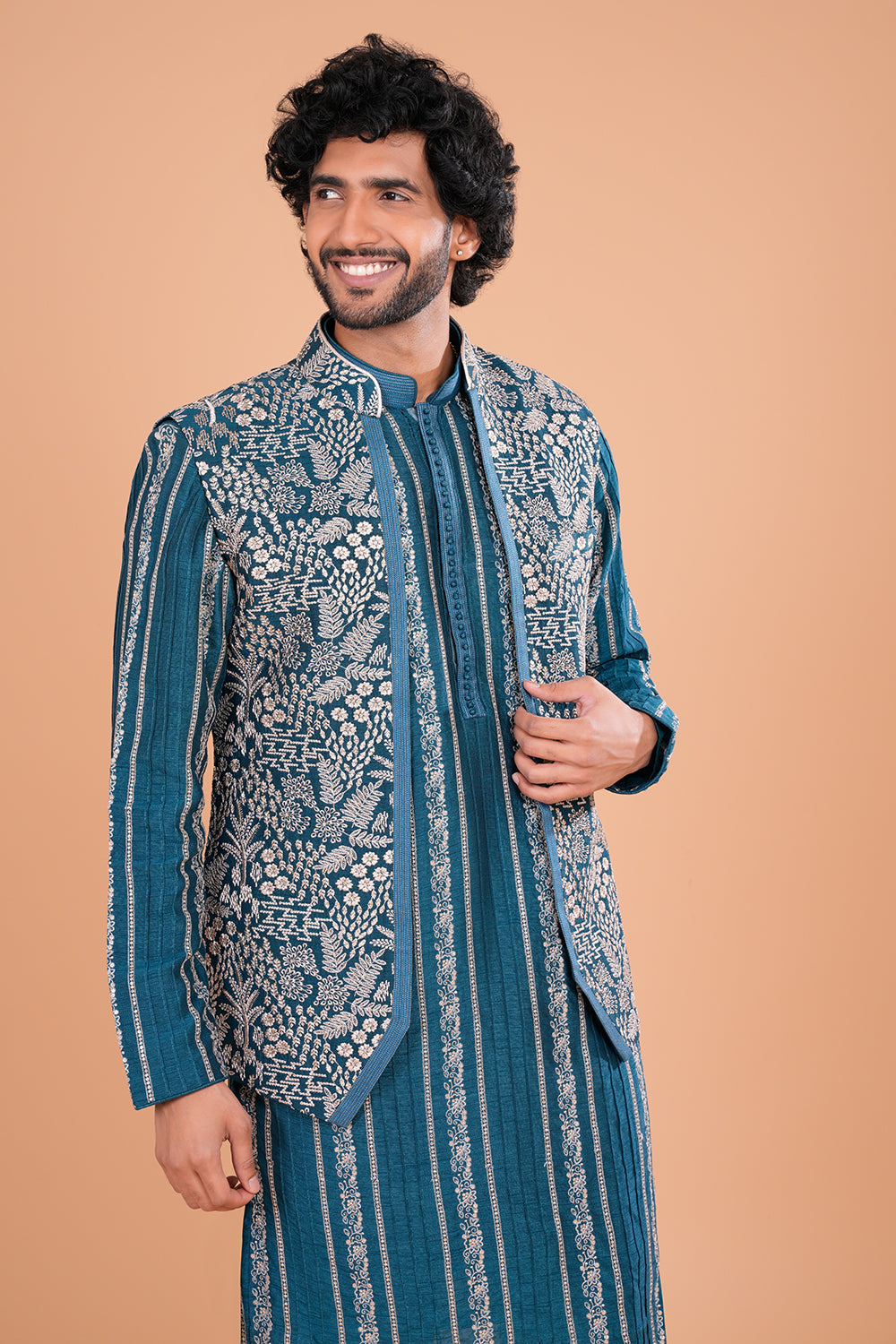 Embroidered Statement Bundi Set