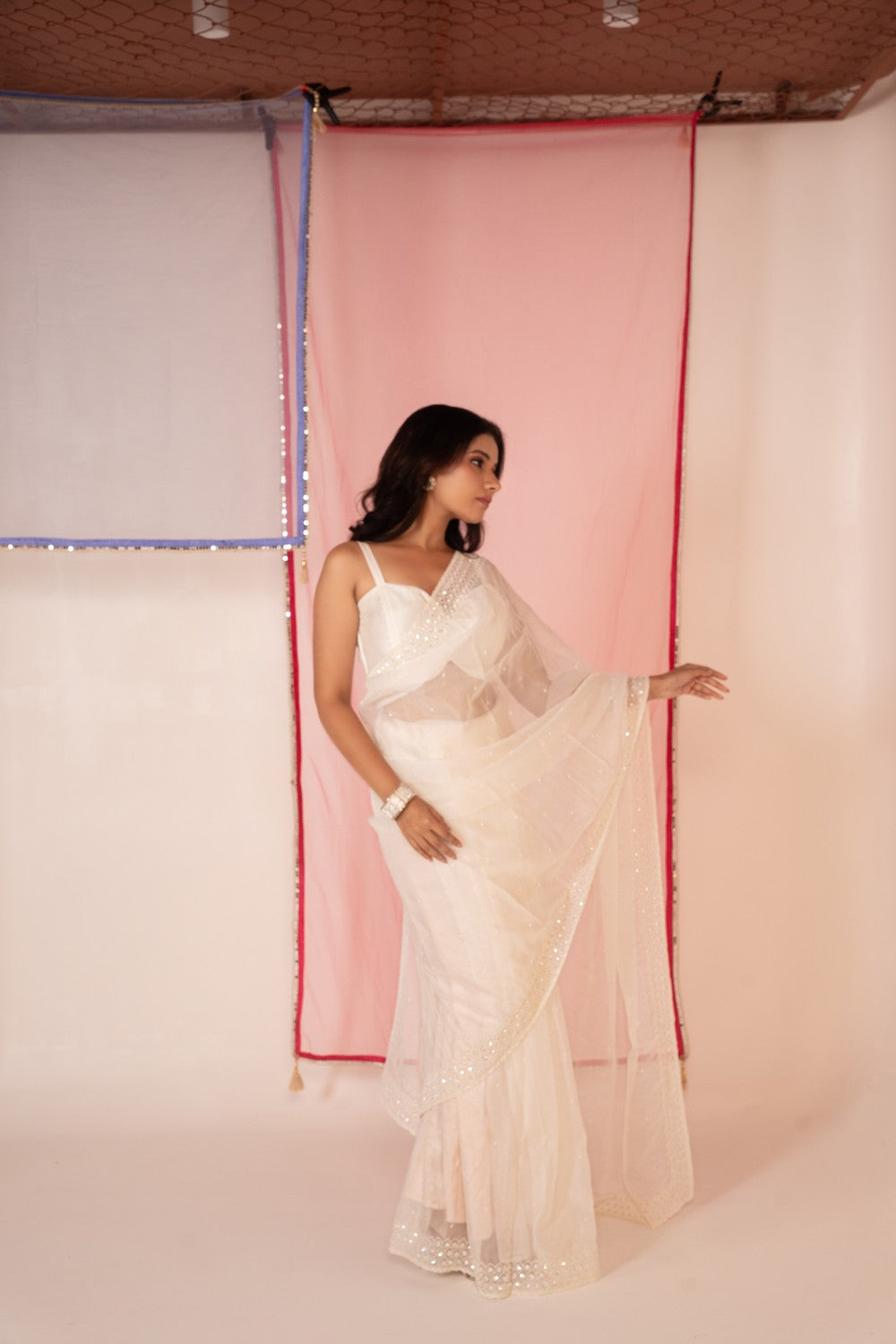 White tissue silk saree and unstitched blouse piece