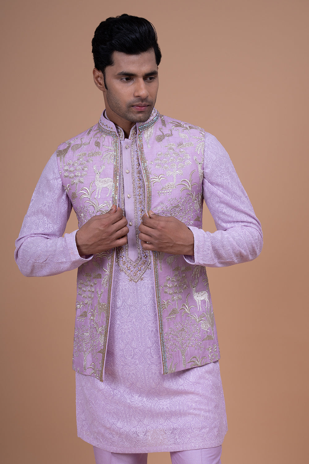 Lilac Self-Design Kurta with Silver Thread Embroidered Nehru Jacket