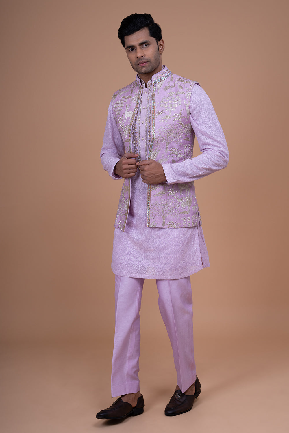 Lilac Self-Design Kurta with Silver Thread Embroidered Nehru Jacket
