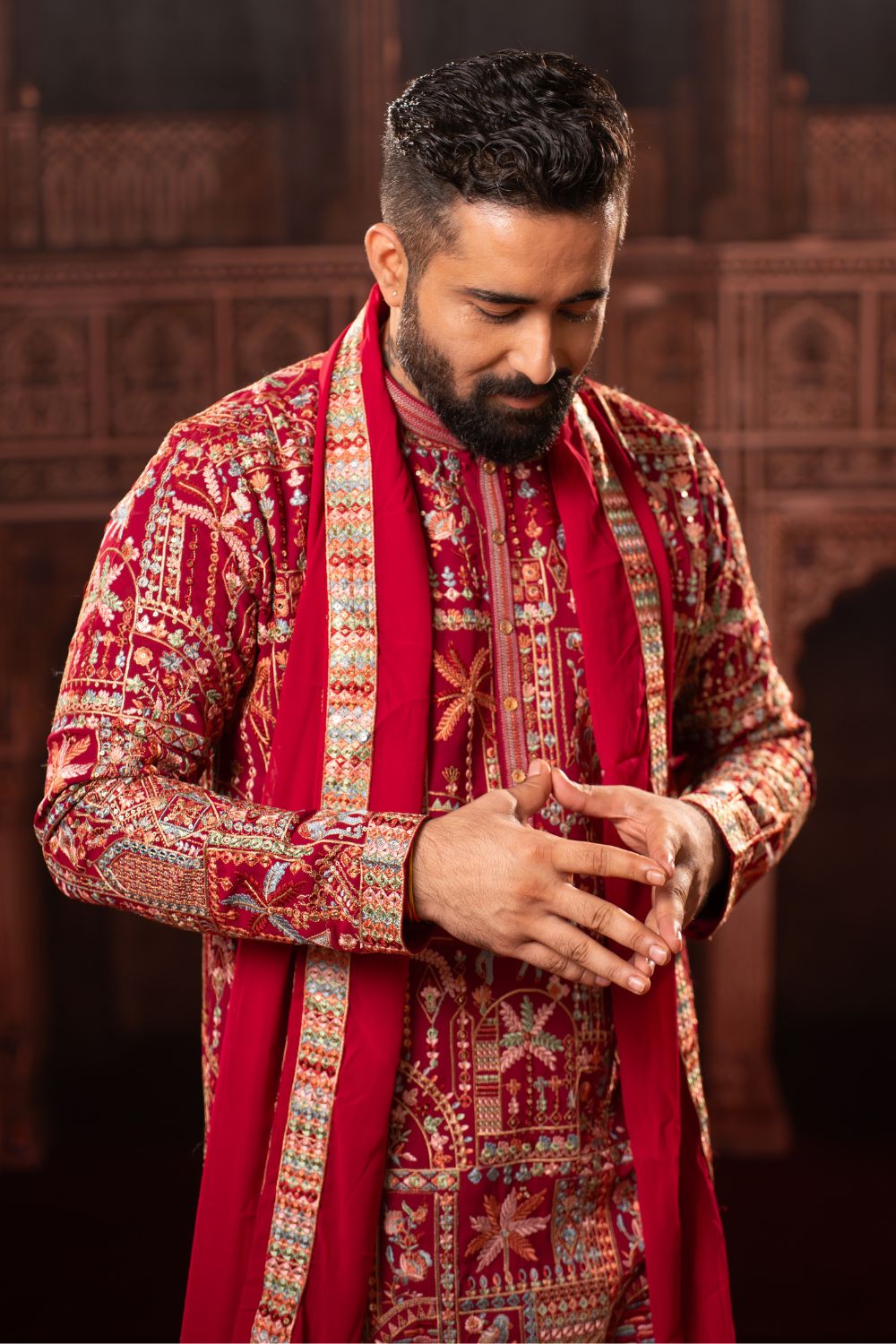 RED SILK KURTA SET WITH THREAD AND MIRROR WORK