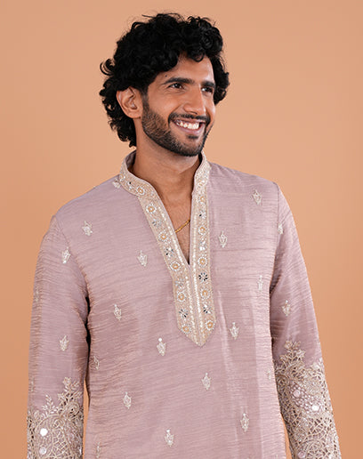 Minimal Kurta Set
