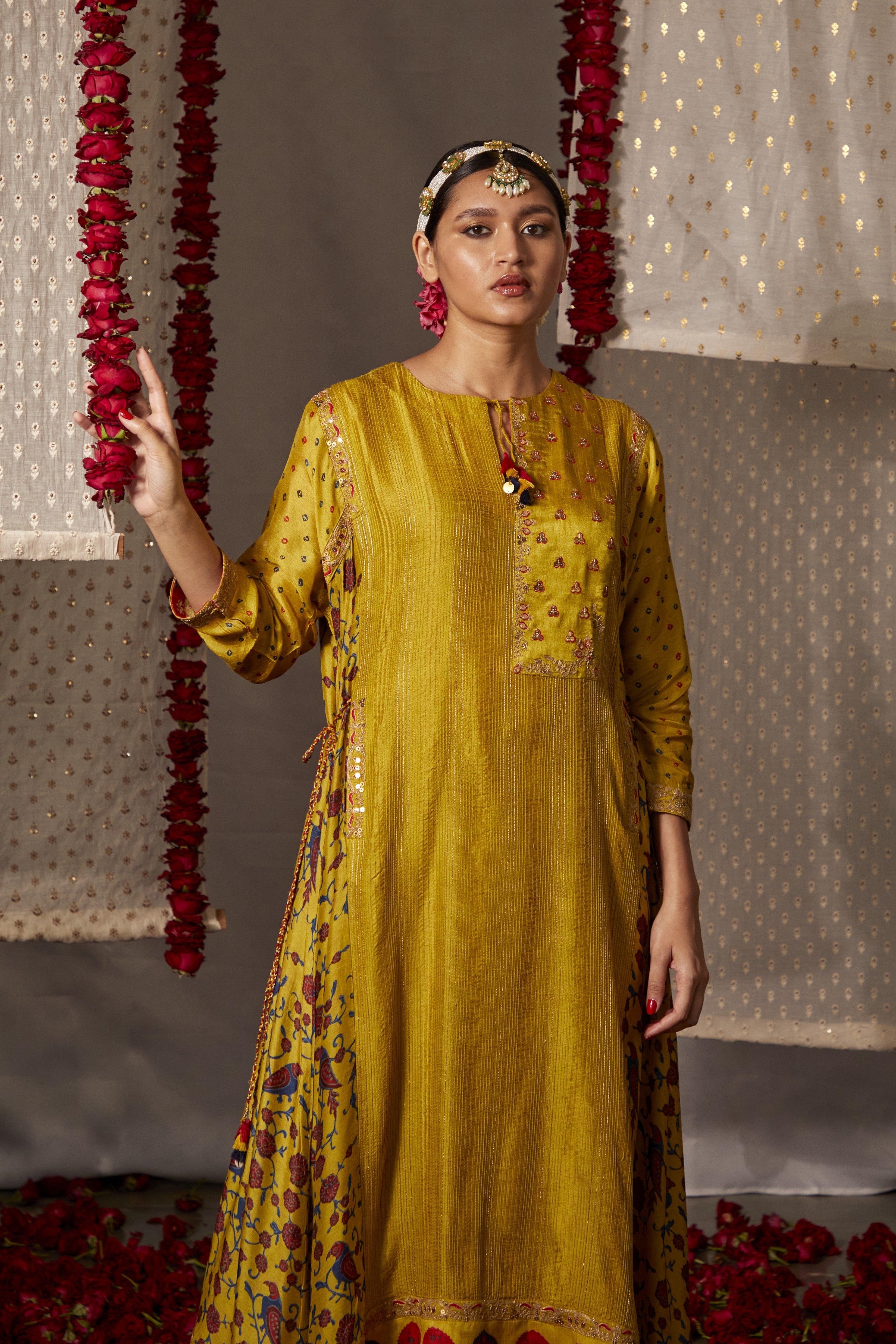 Yellow Slub Silk Printed And Embroidered Panelled Kurta & Pant Set